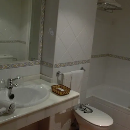 Calderon 3* סנס דה לה וגה