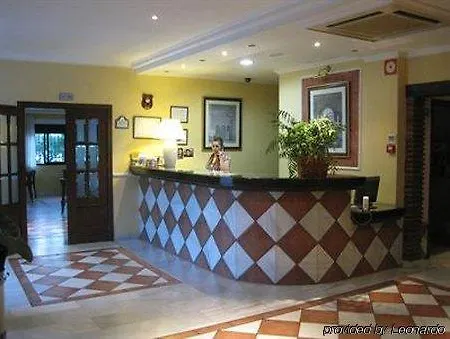 מלון Calderon סנס דה לה וגה