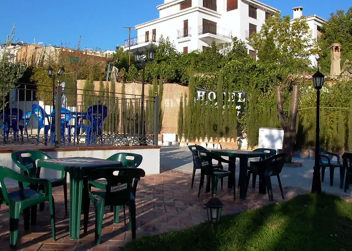 Calderon Hotel 3*